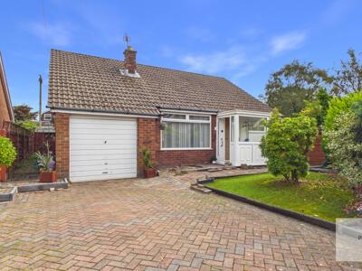 Guiseley Close, Walmersley, Bury